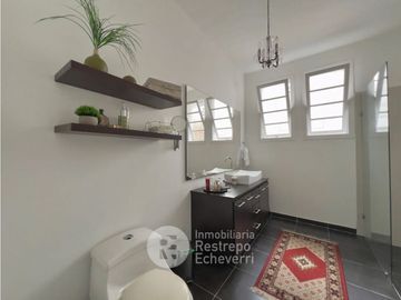Casa esquinera en arriendo, barrio La Francia, Manizales