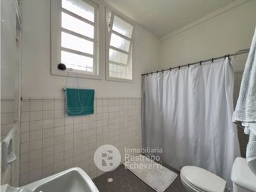 Casa esquinera en arriendo, barrio La Francia, Manizales