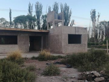 Venta casa en Lavalle