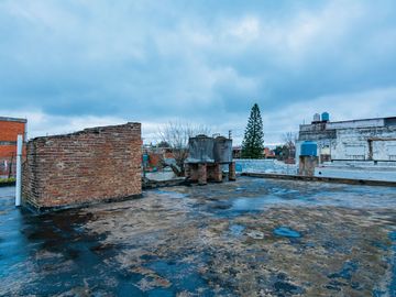 Locales comerciales lote prop venta Casanova centr