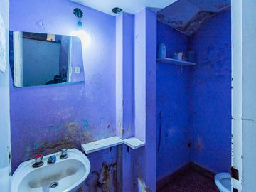Locales comerciales lote prop venta Casanova centr