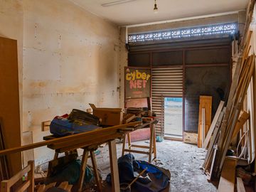 Locales comerciales lote prop venta Casanova centr