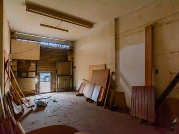 Locales comerciales lote prop venta Casanova centr