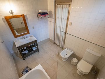 CASA EN VENTA SAN FERNANDO 5 AMB+DEP JARDIN GARAJE