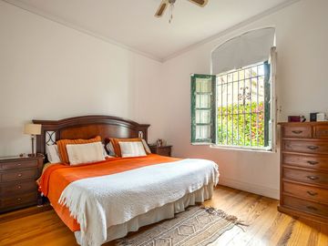 CASA EN VENTA SAN FERNANDO 5 AMB+DEP JARDIN GARAJE