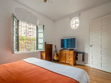 CASA EN VENTA SAN FERNANDO 5 AMB+DEP JARDIN GARAJE