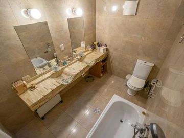 CASA EN VENTA SAN FERNANDO 5 AMB+DEP JARDIN GARAJE