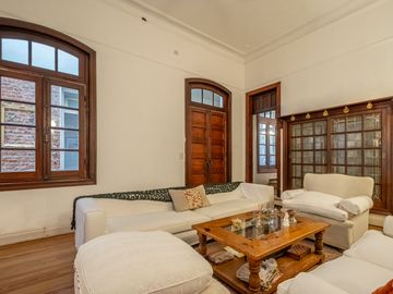 CASA EN VENTA SAN FERNANDO 5 AMB+DEP JARDIN GARAJE