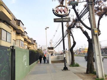 Departamento en Venta en Vicuña Mackenna - Vicente Valdes