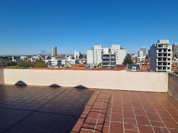 VENTA DEPARTAMENTO 2 AMBIENTES COCHERA WILDE