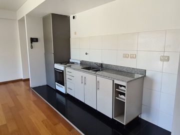 VENTA DEPARTAMENTO 2 AMBIENTES COCHERA WILDE