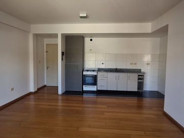 VENTA DEPARTAMENTO 2 AMBIENTES COCHERA WILDE