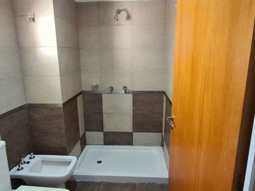 VENTA DEPARTAMENTO 2 AMBIENTES COCHERA WILDE