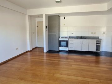 VENTA DEPARTAMENTO 2 AMBIENTES COCHERA WILDE