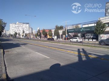 Departamento en Venta en Av. Independencia, entre Dgo. Santa María y Av. Inglaterra