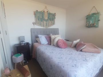 Departamento en Venta en Camino del Sol 2.400