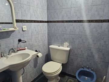 Venta Casa en Pompeya lote propio PB y 1 piso