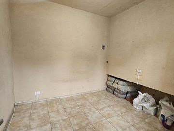 Venta Casa en Pompeya lote propio PB y 1 piso