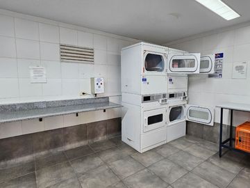 VENTA 4 AMB SAN ISIDRO CON PILETA COCHERA Y SUM