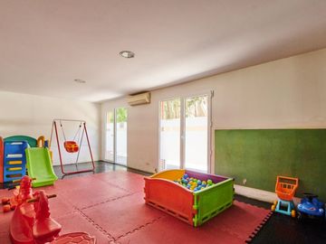 VENTA 4 AMB SAN ISIDRO CON PILETA COCHERA Y SUM