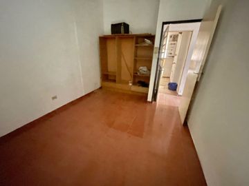 VENTA CASA 3 DORMITORIOS CON PATIO EN ZONA SUR