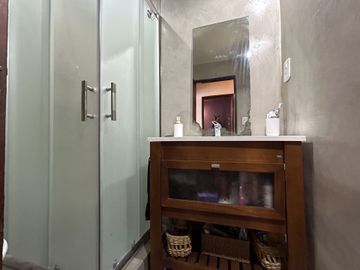 Venta Casa duplex 4 amb c/ cochera y patio Sarandi
