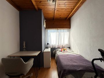 Venta Casa duplex 4 amb c/ cochera y patio Sarandi