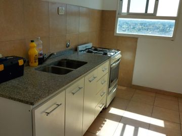 VENTA DEPARTAMENTO 4 AMB CON COCH APTO CREDITO