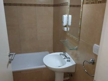 VENTA DEPARTAMENTO 4 AMB CON COCH APTO CREDITO