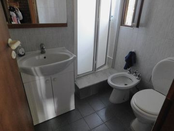 Venta casa Funes con pileta y dos plantas