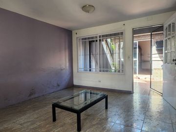 PH 5 amb en venta en Lanús con quincho y patio