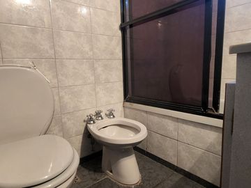 PH 5 amb en venta en Lanús con quincho y patio
