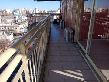 DTO. EN VENTA 3 AMB.82 MTC/BALCON AL FTE.-LANÚS