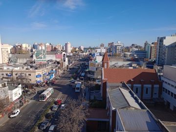 DTO. EN VENTA 3 AMB.82 MTC/BALCON AL FTE.-LANÚS