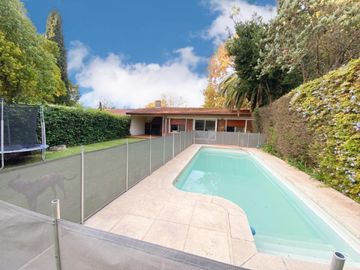 Venta casa en Hurlingham  ZONA CENTRO 6 ambientes