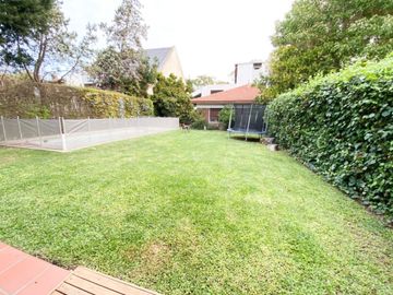 Venta casa en Hurlingham  ZONA CENTRO 6 ambientes
