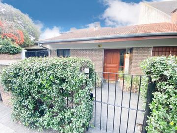 Venta casa en Hurlingham  ZONA CENTRO 6 ambientes