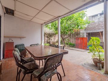 Oportunidad! Casa 4 amb con Patio y Parrilla