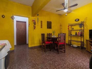 Oportunidad! Casa 4 amb con Patio y Parrilla
