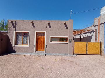 CASA 3 AMBIENTES EN LAS CHACRAS 2 MAIPU CON PATIO