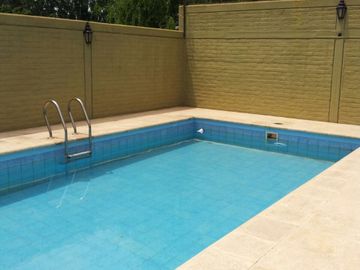 VENTA DE CASA CON PISCINA QUINCH0 Y DEPTO INTERNO