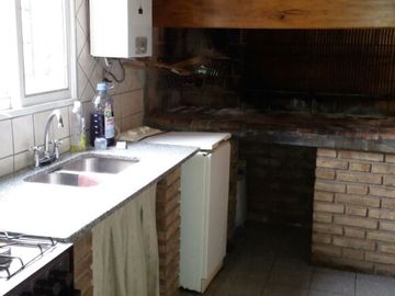 VENTA DE CASA CON PISCINA QUINCH0 Y DEPTO INTERNO