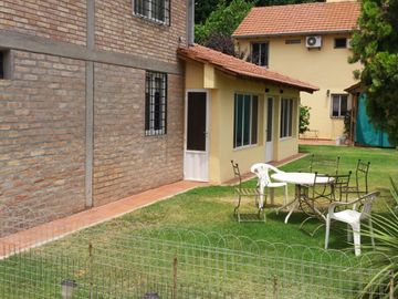 VENTA DE CASA CON PISCINA QUINCH0 Y DEPTO INTERNO