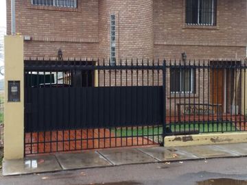 VENTA DE CASA CON PISCINA QUINCH0 Y DEPTO INTERNO