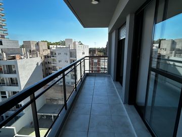 Av Pellegrini  al 1900 - 2 Dormitorios con cochera - Amenities