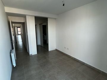 Av Pellegrini  al 1900 - 2 Dormitorios con cochera - Amenities