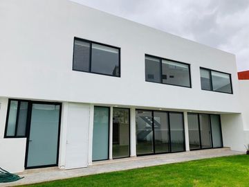 CASA EN VENTA EN CUMBRES DEL LAGO JURIQUILLA PRIVADA DAVINCI. 16