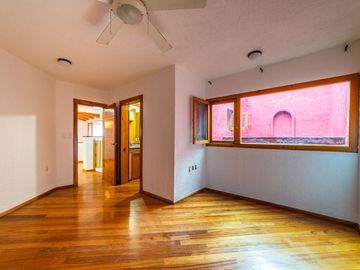 Casa en Venta en Villas del Mesón, Juriquilla a pasos del Campo de Golf