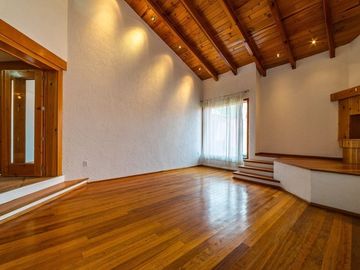 Casa en Venta en Villas del Mesón, Juriquilla a pasos del Campo de Golf