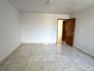 Departamento con uso de suelo en Venta  (Zona Río)
